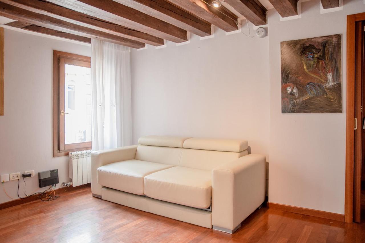 Appartamenti Superior In Via Garibaldi By Bricola Apartments Veneza Exterior foto