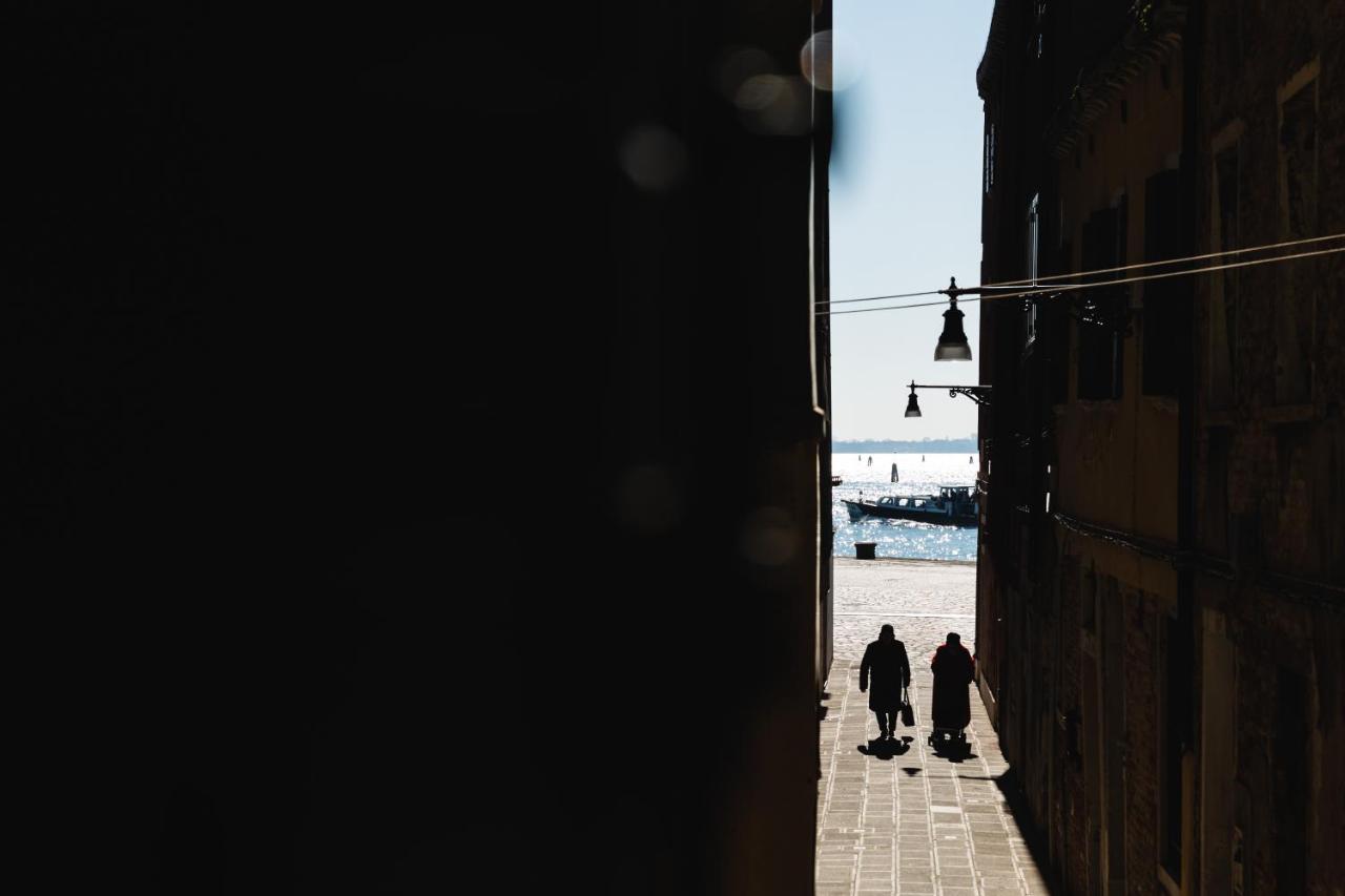 Appartamenti Superior In Via Garibaldi By Bricola Apartments Veneza Exterior foto