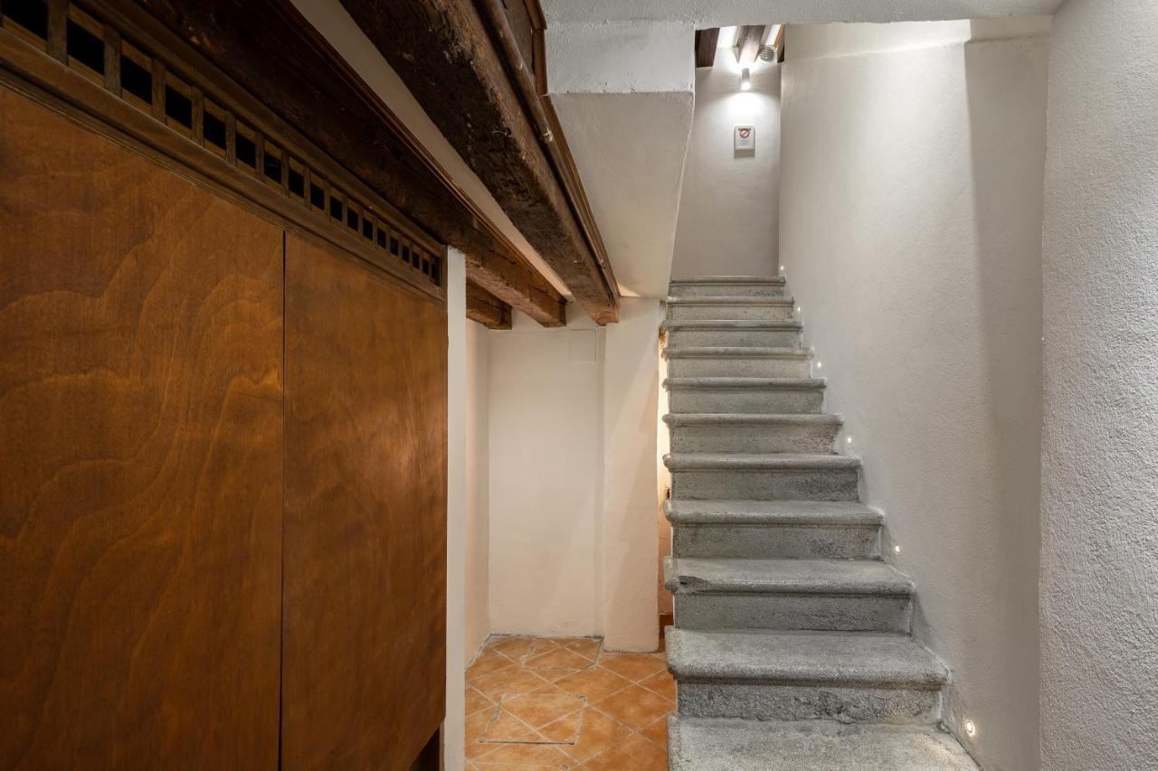 Appartamenti Superior In Via Garibaldi By Bricola Apartments Veneza Exterior foto